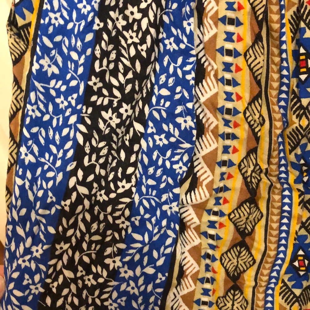 Patterned flowy pants. - Picture 3 of 3